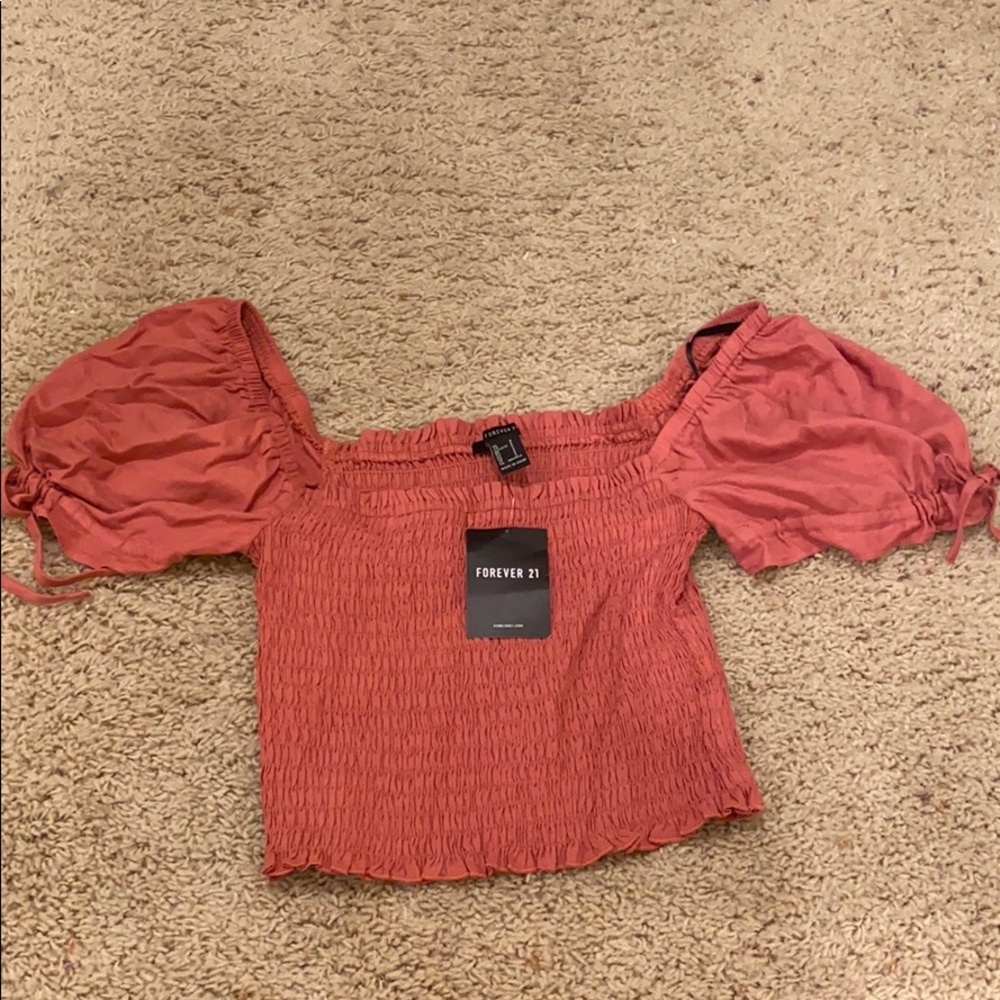 Forever21 smocked crop top with puffy sleeves